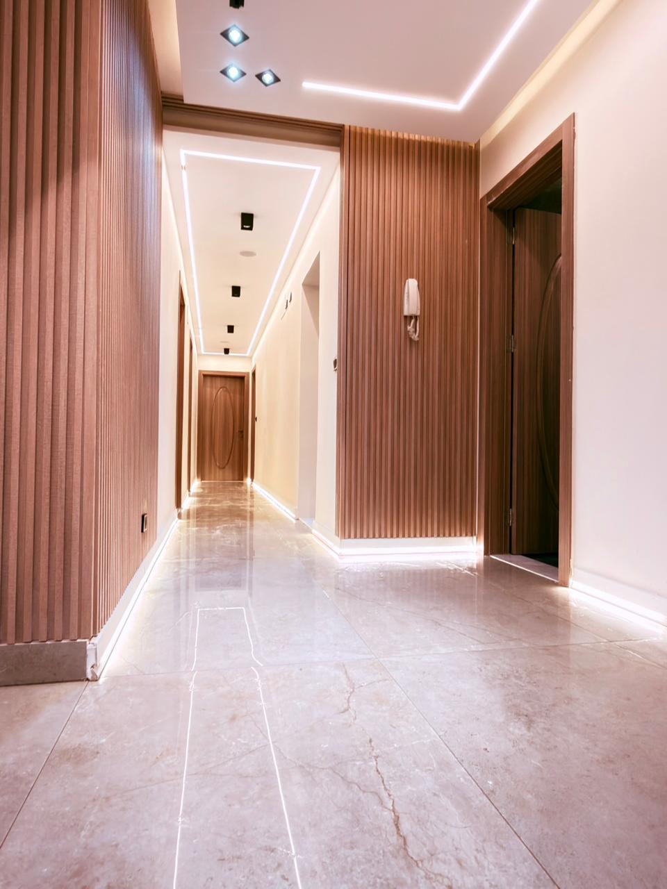 شقة في مدينتي 245 م2 للبيع كاش بحري على النادي تشطيب سوبر لوكس استلام فوري 14,800,000 ج 