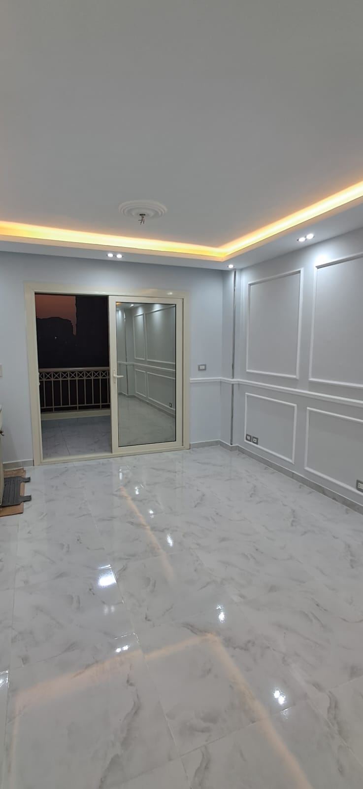 شقة في مدينتي 107 م2 للبيع كاش بحري تشطيب سوبر لوكس استلام فوري 5,600,000 ج 