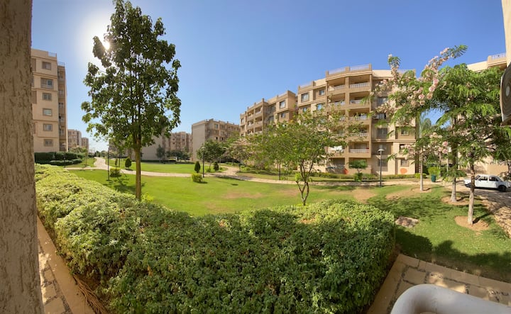 شقة في مدينتي 58 م2 للبيع كاش بحري على حديقة صغيرة استلام فوري 3,300,000 ج 