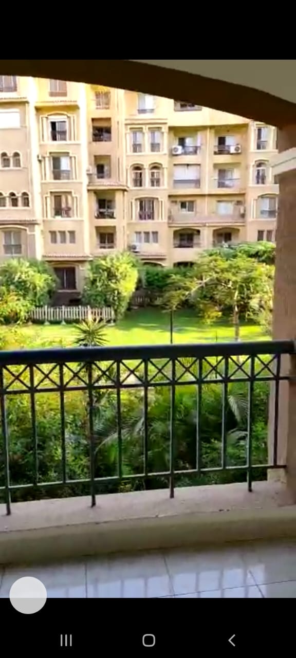 شقة في مدينتي 211 م2 للإيجار قانون جديد على حديقة 25,000 ج 