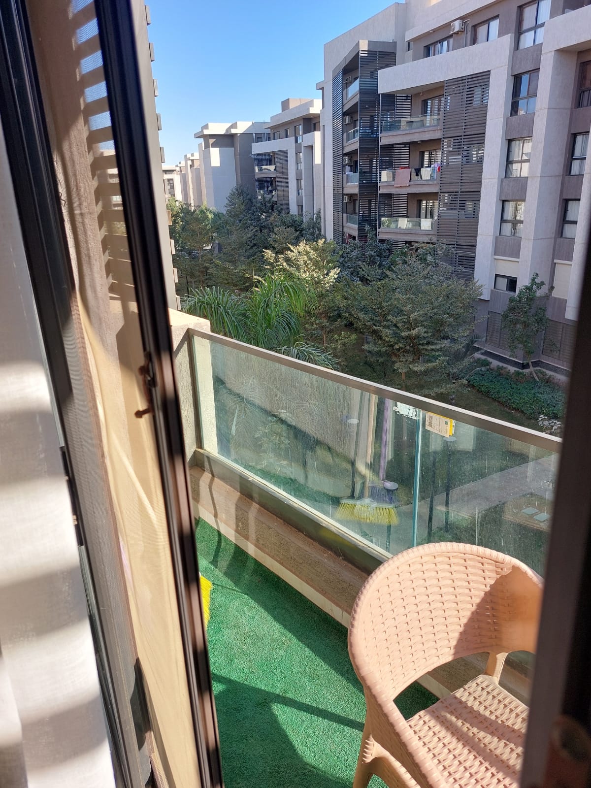 شقة في مدينتي 100 م2 للإيجار مفروش تشطيب خاص 30,000 ج 