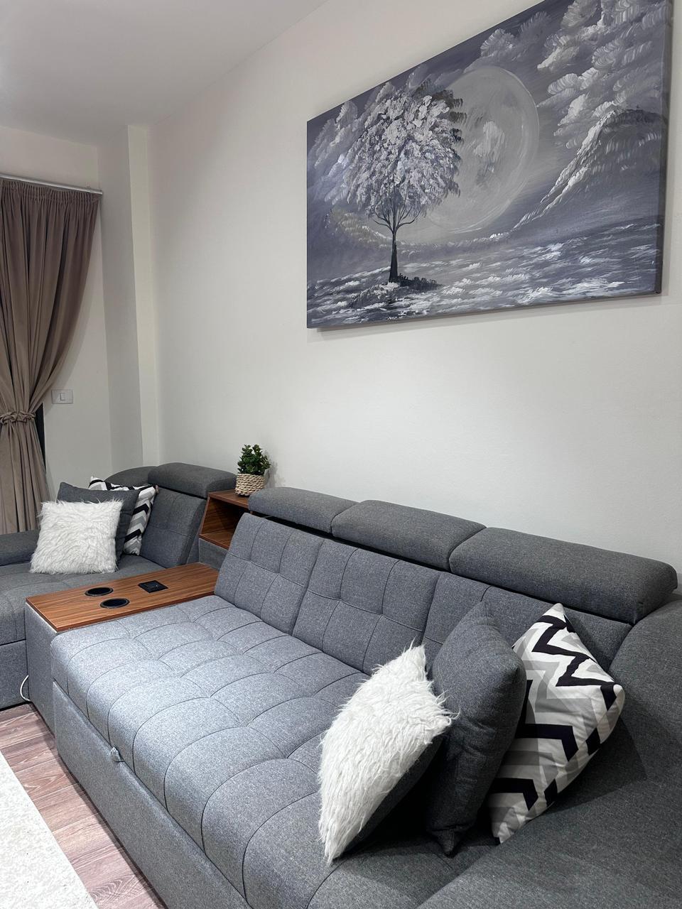 شقة في مدينتي 137 م2 للإيجار مفروش 60,000 ج 